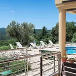 Apartman Orhideja Und Magnolia-3 By Interhome